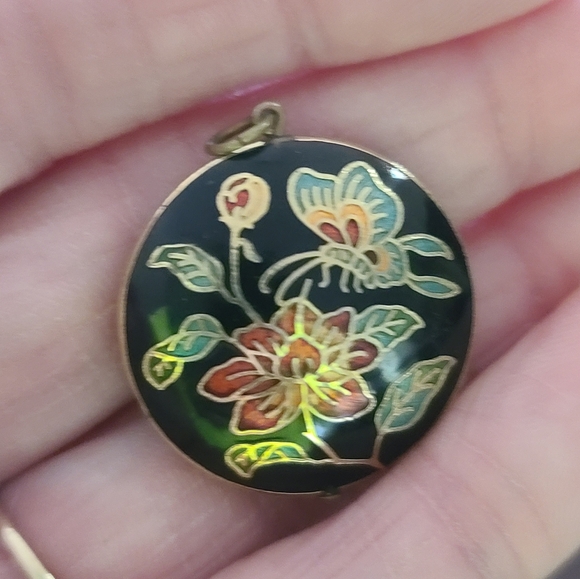 Floral Enamel Pendant, Cloisonne With Butterfly On Black - Picture 5 of 7